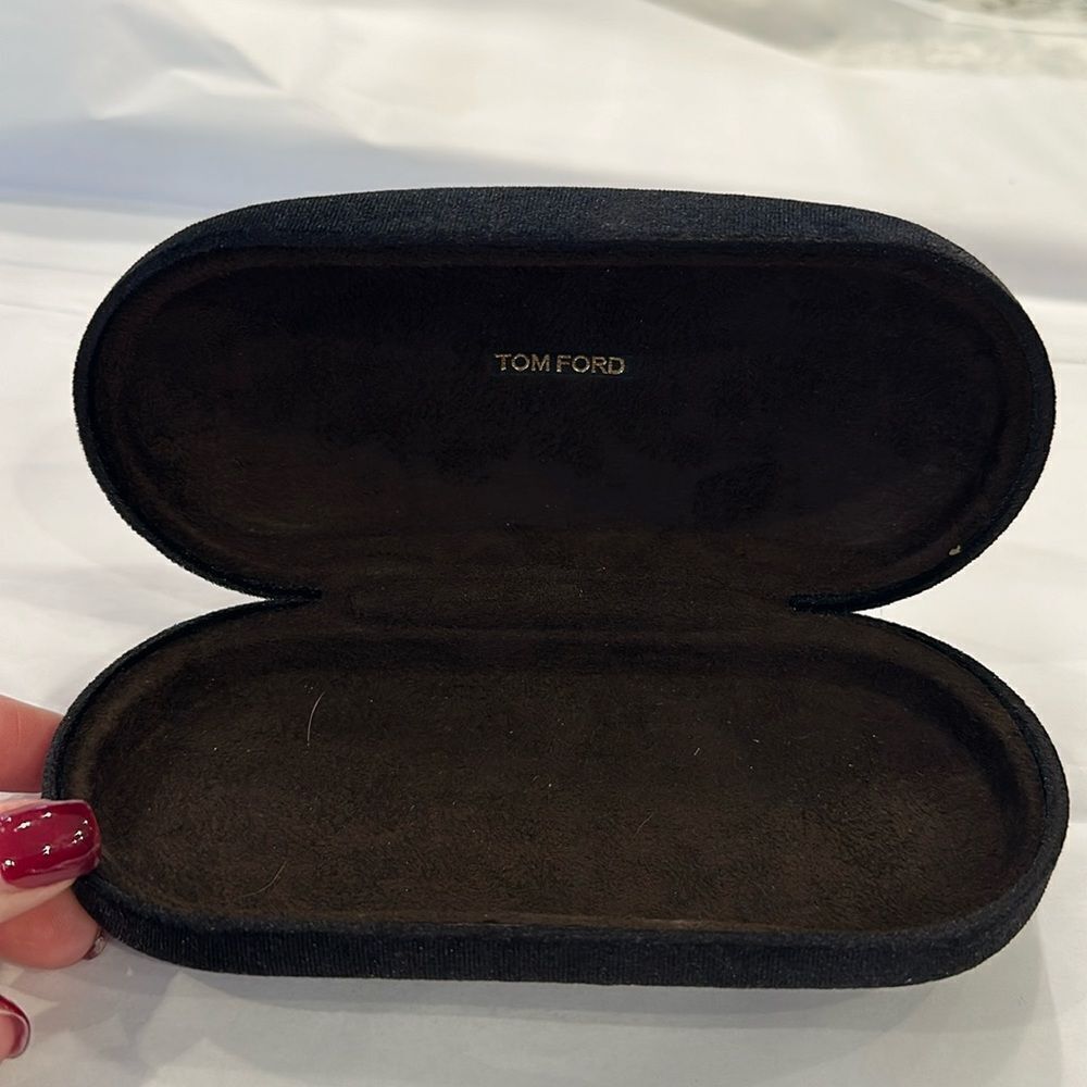 🕶️ Brown Velvet Tom Ford Glasses Case 🕶️